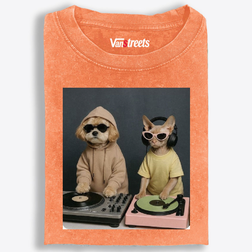 DJ Dogs Mixing Records Retro Washed T-Shirt | 100% Cotton | Streetwear Essential
