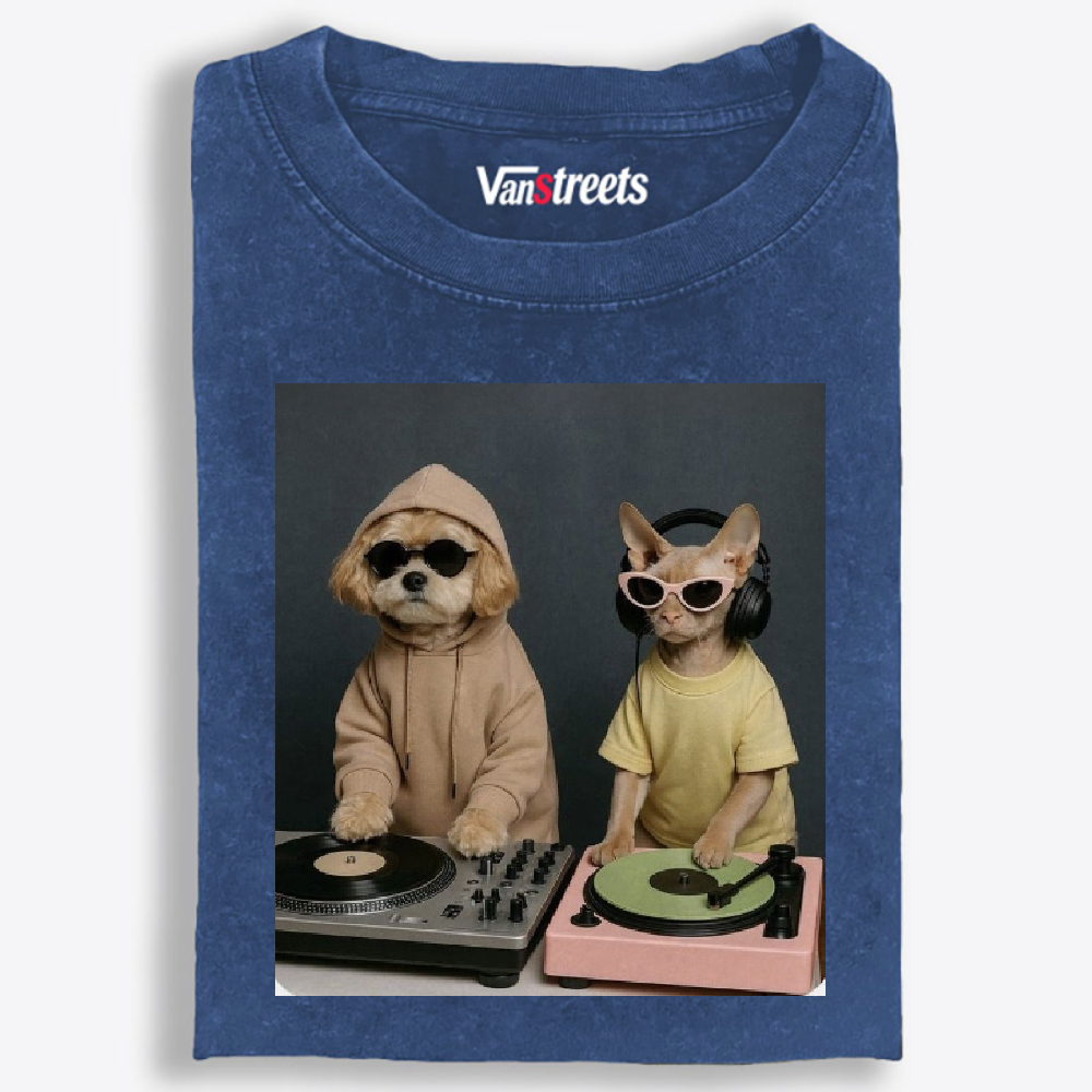 DJ Dogs Mixing Records Retro Washed T-Shirt | 100% Cotton | Streetwear Essential