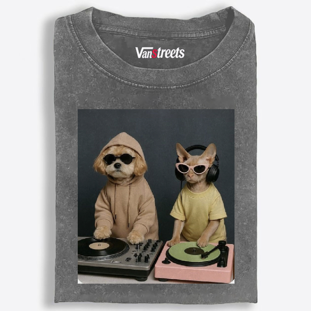 DJ Dogs Mixing Records Retro Washed T-Shirt | 100% Cotton | Streetwear Essential