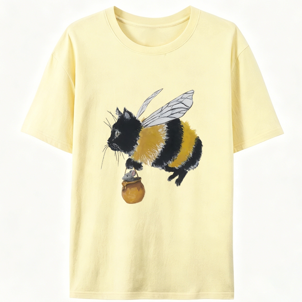 Bee Cat Catching Mouse Retro Designed for Women - Slim Fit Cotton Tee