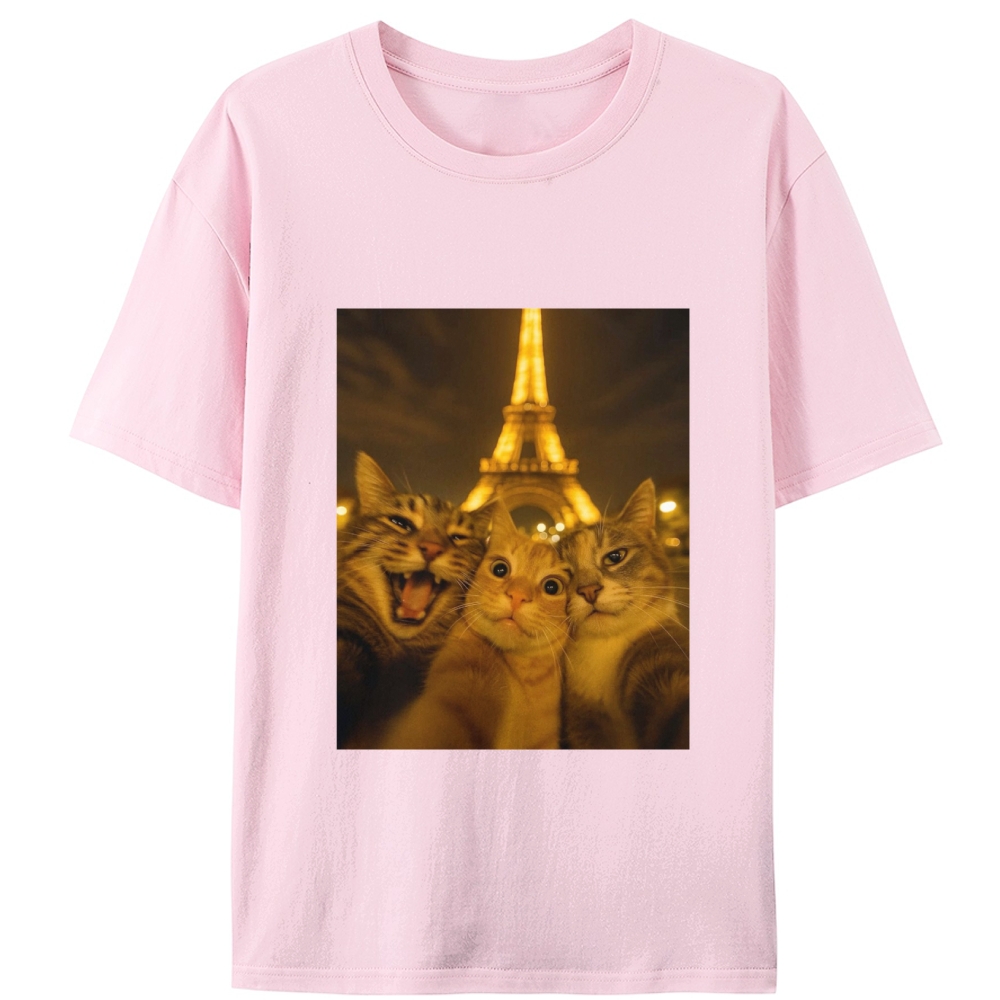 Cats at Eiffel Tower Selfie Cats at Eiffel Tower Selfie Retro Designed for Women - Slim Fit Cotton Tee