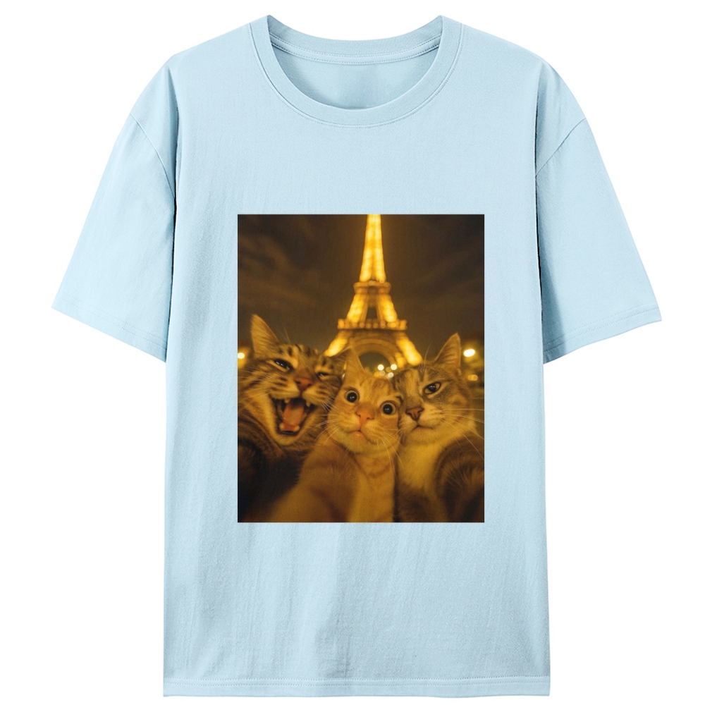 Cats at Eiffel Tower Selfie Cats at Eiffel Tower Selfie Retro Designed for Women - Slim Fit Cotton Tee