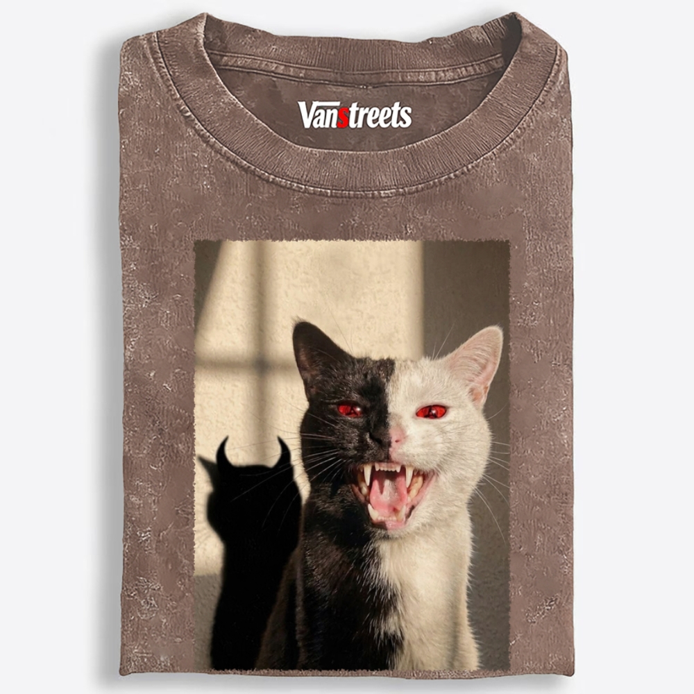 Two-Faced Cat Retro Washed T-Shirt | 100% Cotton | Streetwear Essential