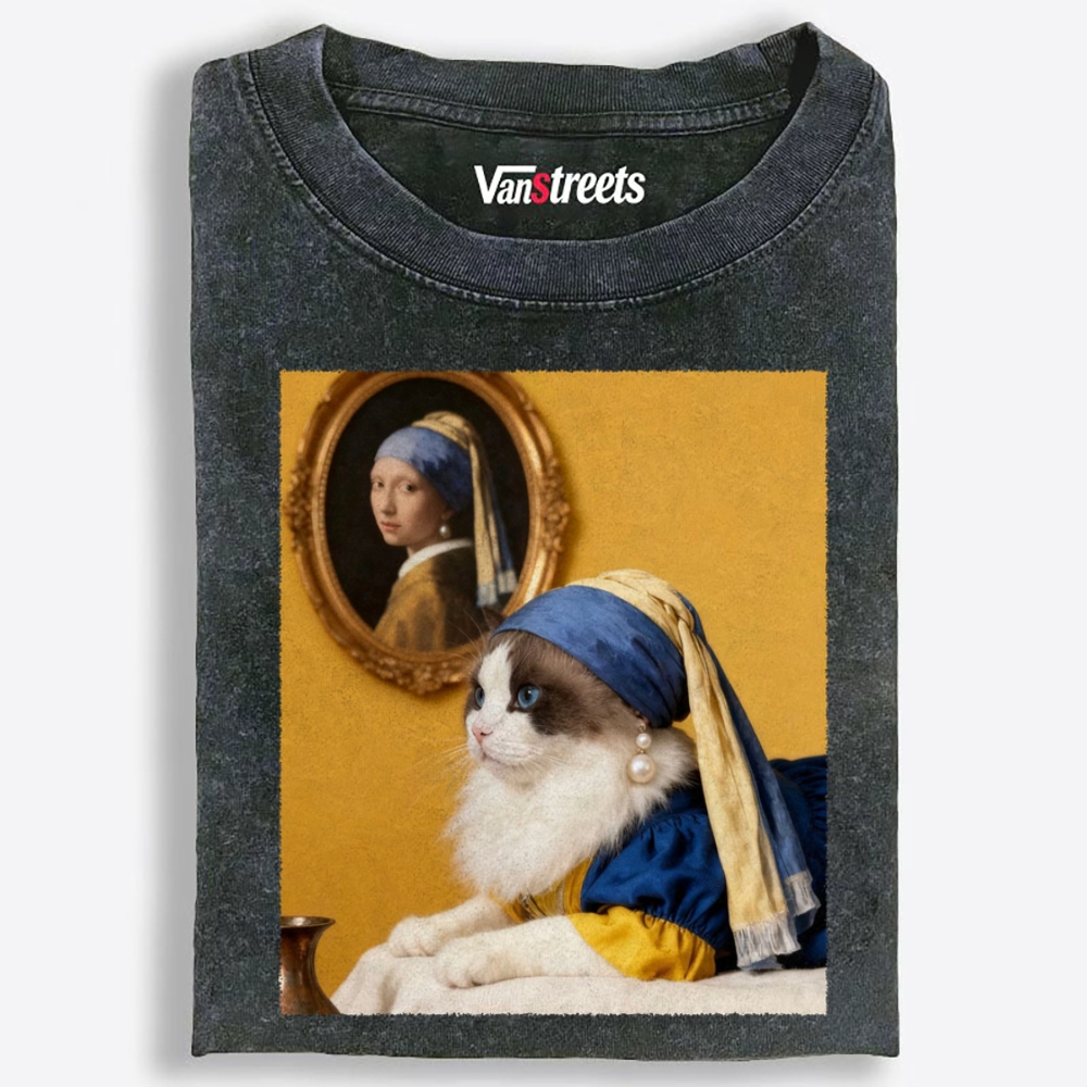 Cat with a Pearl Earring Retro Washed T-Shirt | 100% Cotton | Streetwear Essential