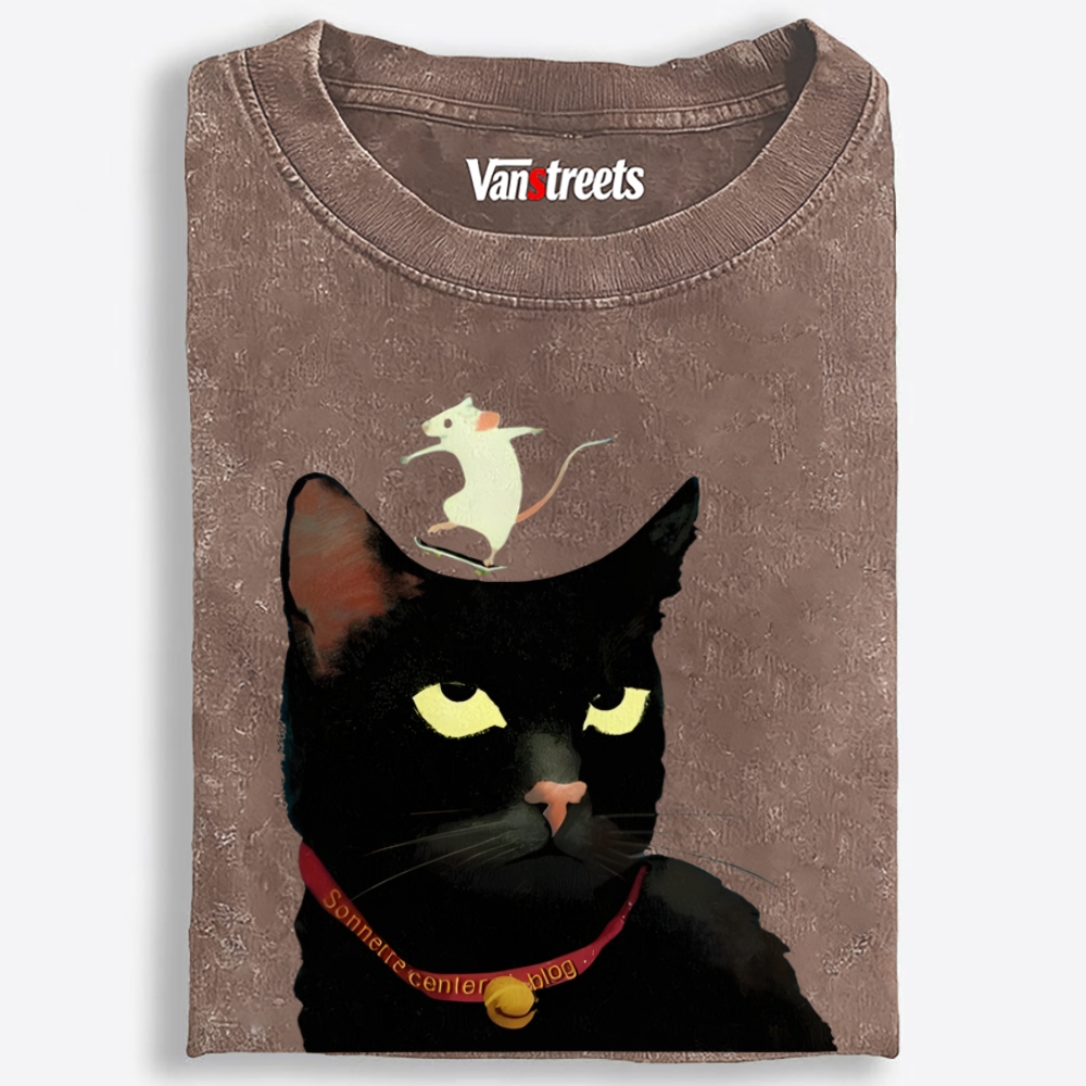 Skateboarding Mouse On Cat's Head Retro Washed T-Shirt | 100% Cotton | Streetwear Essential
