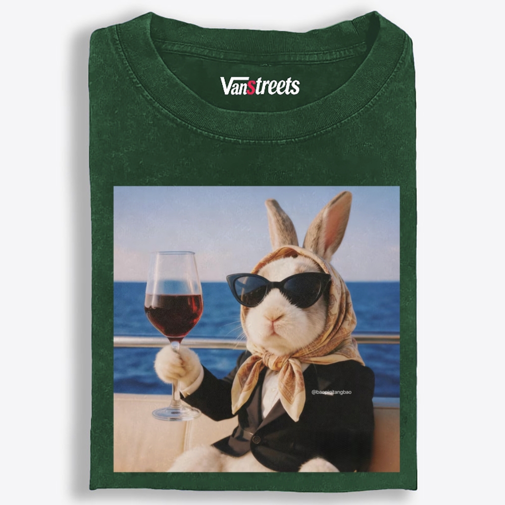 Luxury Yacht Bunny Print Washed T-Shirt | 100% Cotton | Streetwear Essential