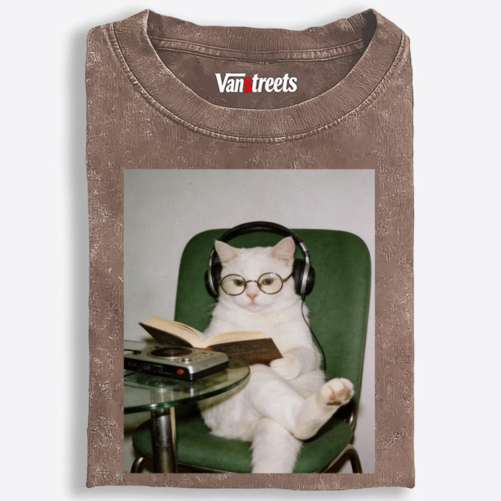 Bookworm Cat Oversized Washed T-Shirt | 100% Cotton | Streetwear Essential