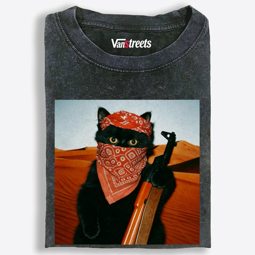 Bandana Black Cat Graphic Washed T-Shirt | 100% Cotton | Streetwear Essential