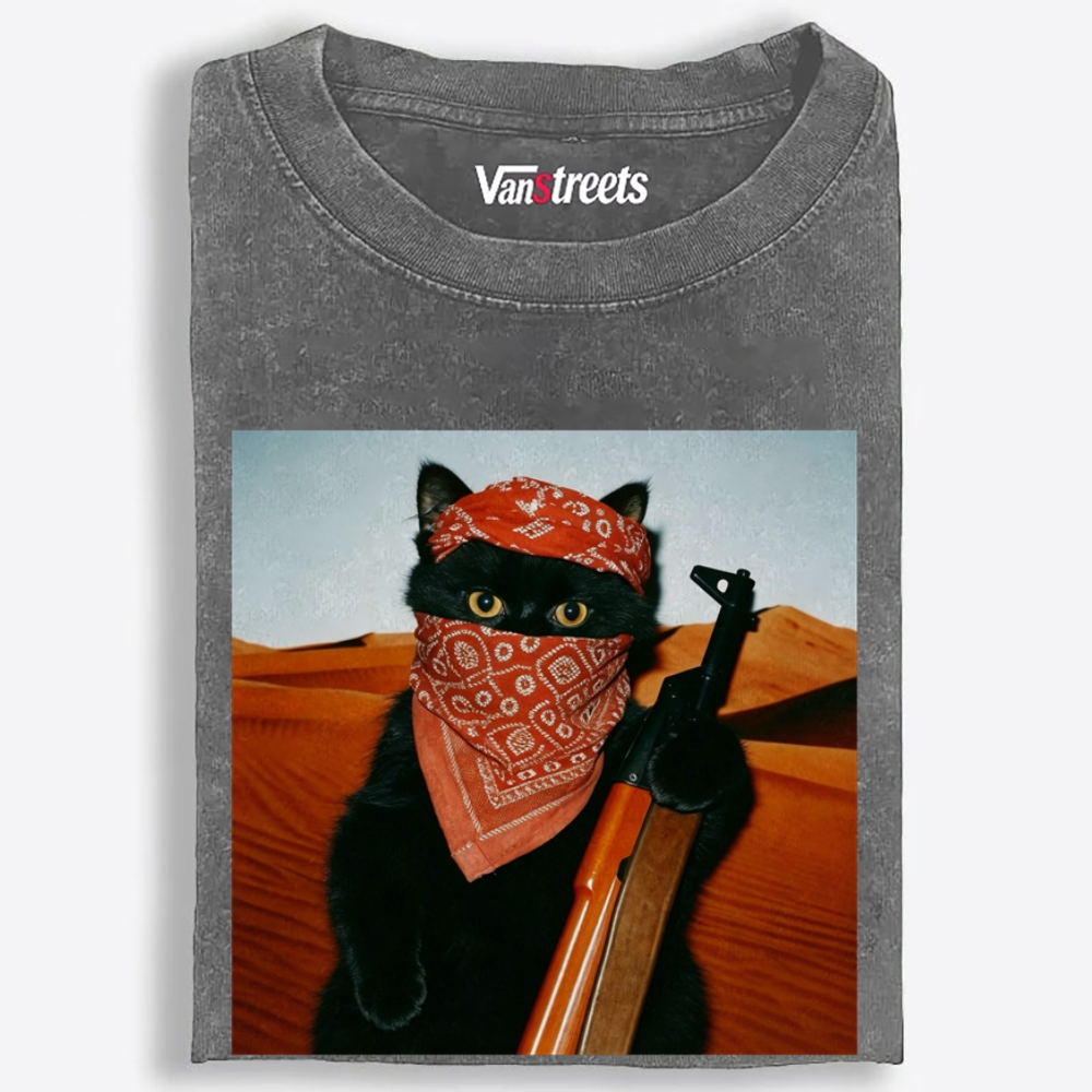 Bandana Black Cat Graphic Washed T-Shirt | 100% Cotton | Streetwear Essential