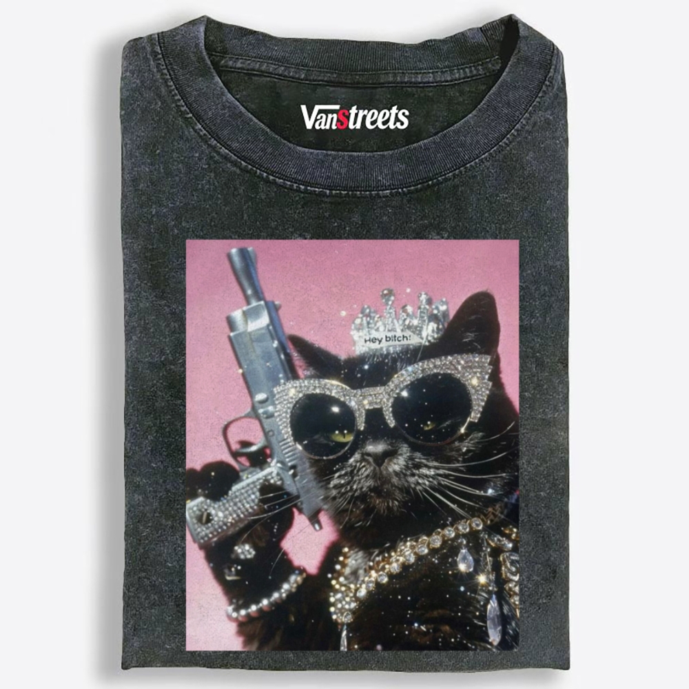 Bling Queen Cat Retro Washed T-Shirt | 100% Cotton | Streetwear Essential