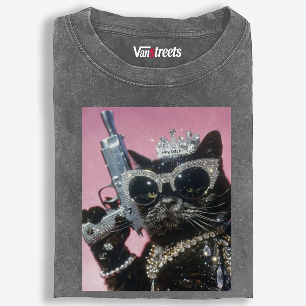 Bling Queen Cat Retro Washed T-Shirt | 100% Cotton | Streetwear Essential