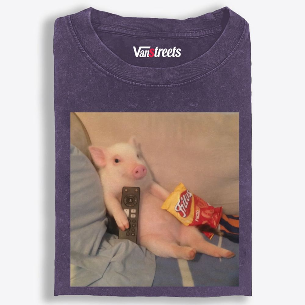 Chill Pig Retro Washed T-Shirt | 100% Cotton | Streetwear Essential