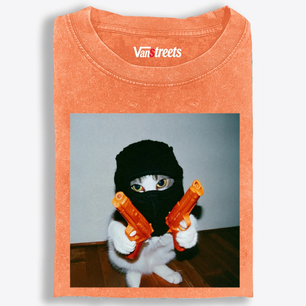 Dual Pistols Cat Retro Washed T-Shirt | 100% Cotton | Streetwear Essential