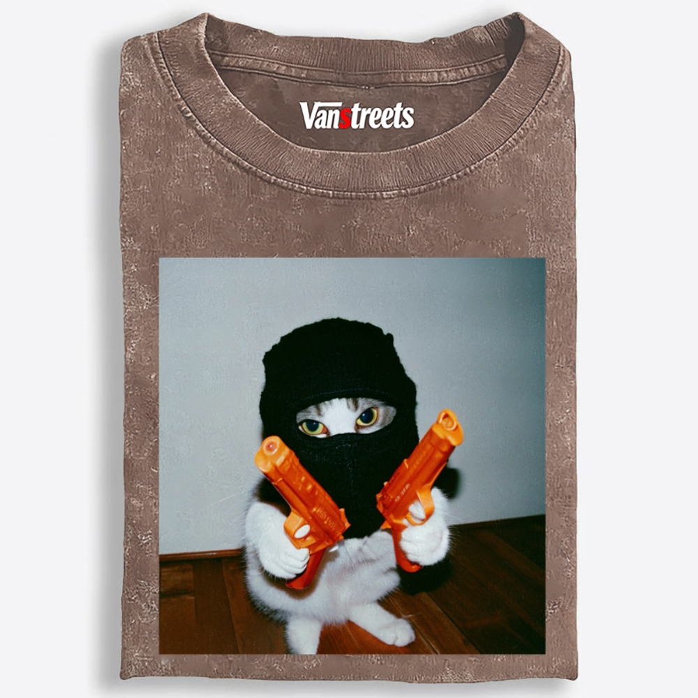 Dual Pistols Cat Retro Washed T-Shirt | 100% Cotton | Streetwear Essential
