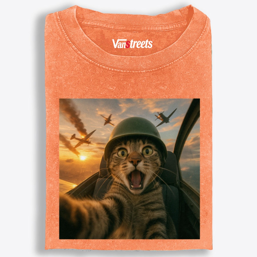 Dogfight Selfie Cat Retro Washed T-Shirt | 100% Cotton | Streetwear Essential