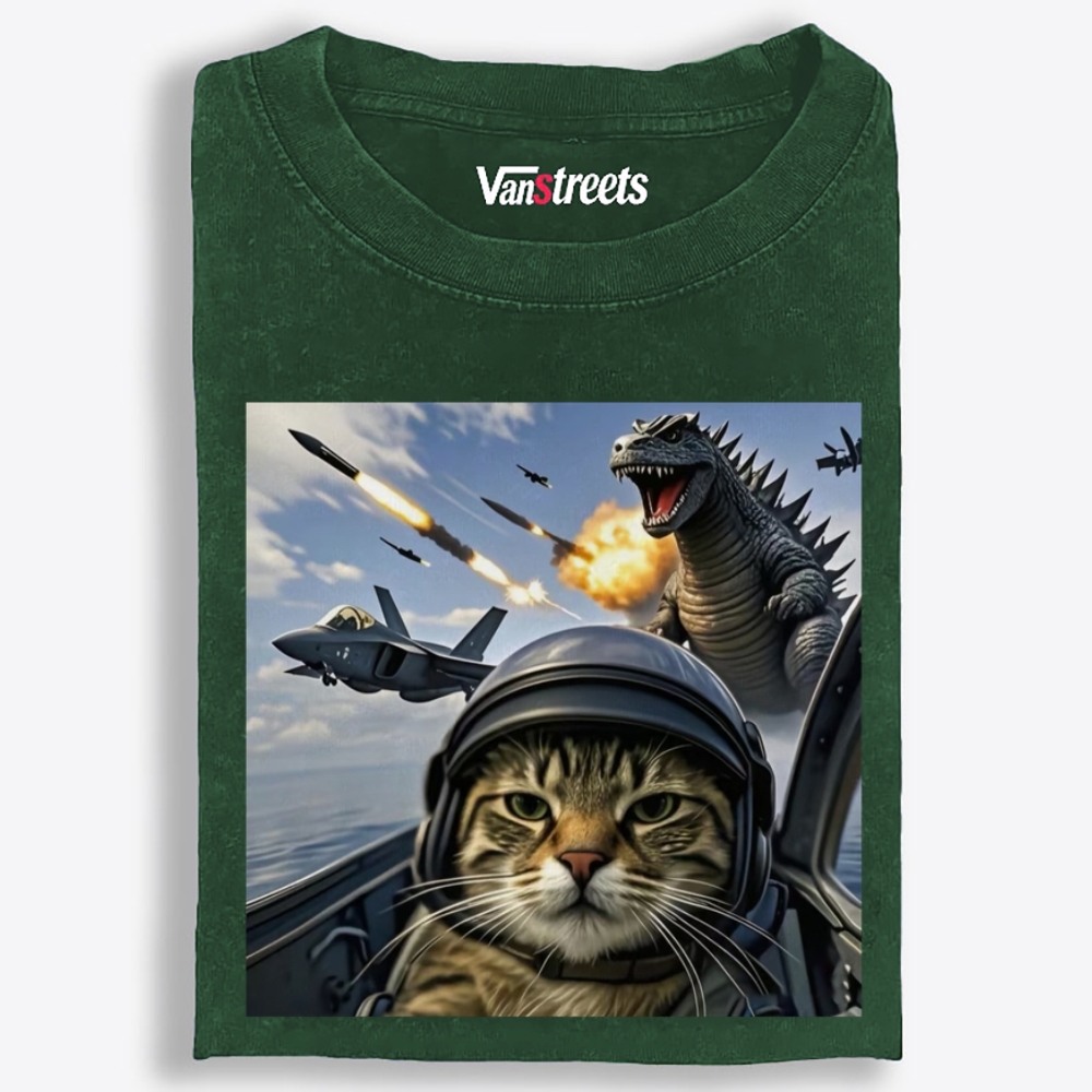 Kaiju Pilot Cat Retro Washed T-Shirt | 100% Cotton | Streetwear Essential