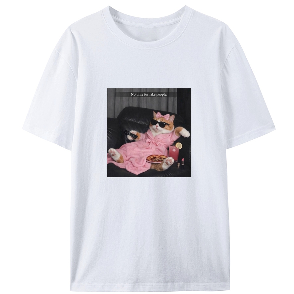 Chill Queen Cat Retro Designed for Women - Slim Fit Cotton Tee
