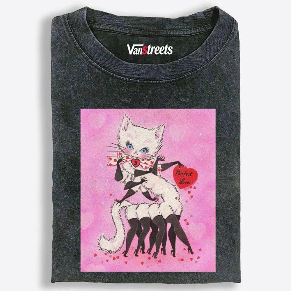 Purrfect Lover Cat Retro Washed T-Shirt | 100% Cotton | Streetwear Essential