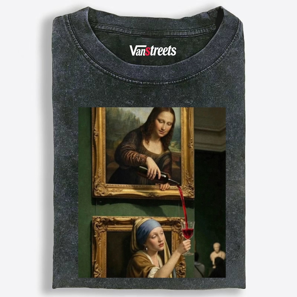 Mona Lisa Pouring Wine Retro Washed T-Shirt | 100% Cotton | Streetwear Essential