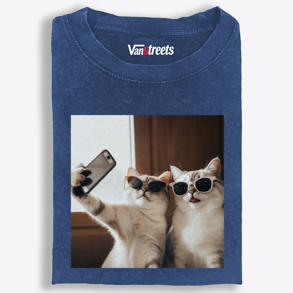 Sunglasses Cats Selfie Funny Retro Washed T-Shirt | 100% Cotton | Streetwear Essential