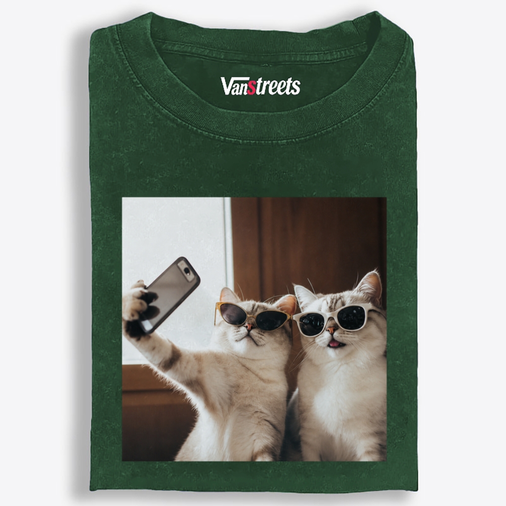 Sunglasses Cats Selfie Funny Retro Washed T-Shirt | 100% Cotton | Streetwear Essential