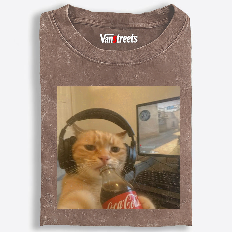 Gaming Cat with Coca-Cola Retro Washed T-Shirt | 100% Cotton | Streetwear Essential
