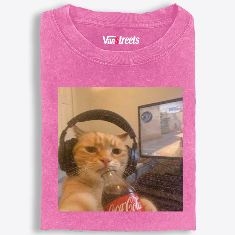 Gaming Cat with Coca-Cola Retro Washed T-Shirt | 100% Cotton | Streetwear Essential