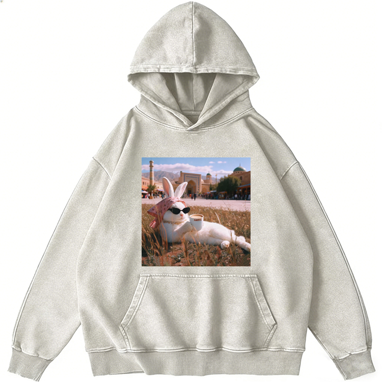 Rabbit Drinking Tea Uyghur Style Retro Washed Hoodie