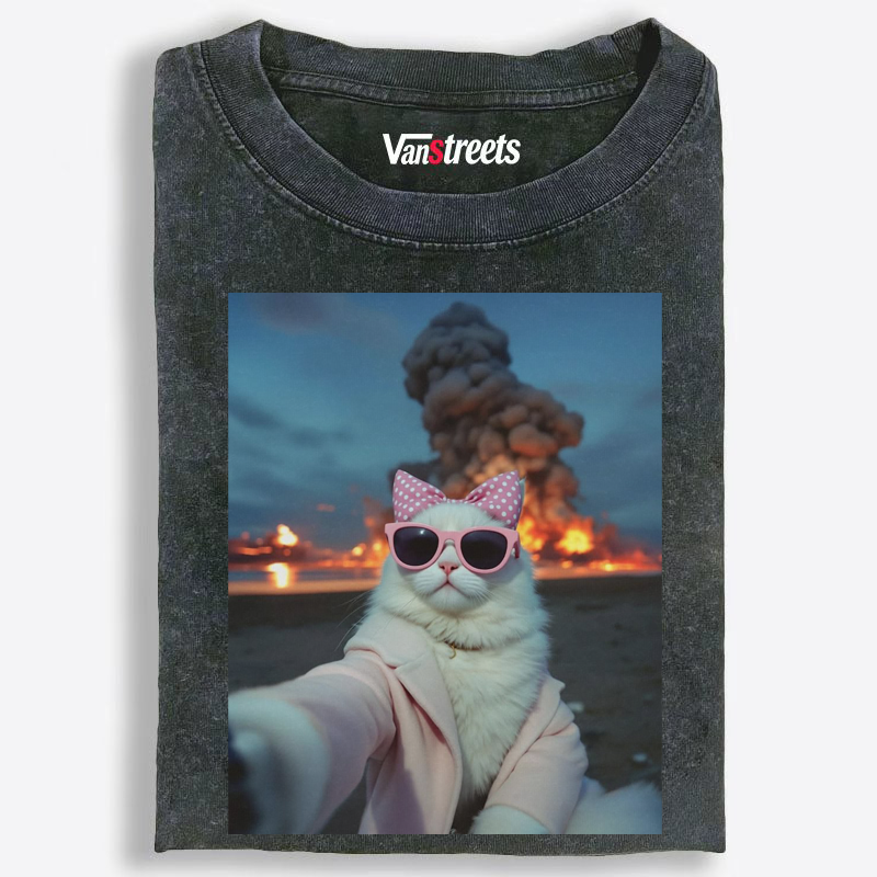 Cool White Cat Selfie Graphic Washed T-Shirt | 100% Cotton | Streetwear Essential