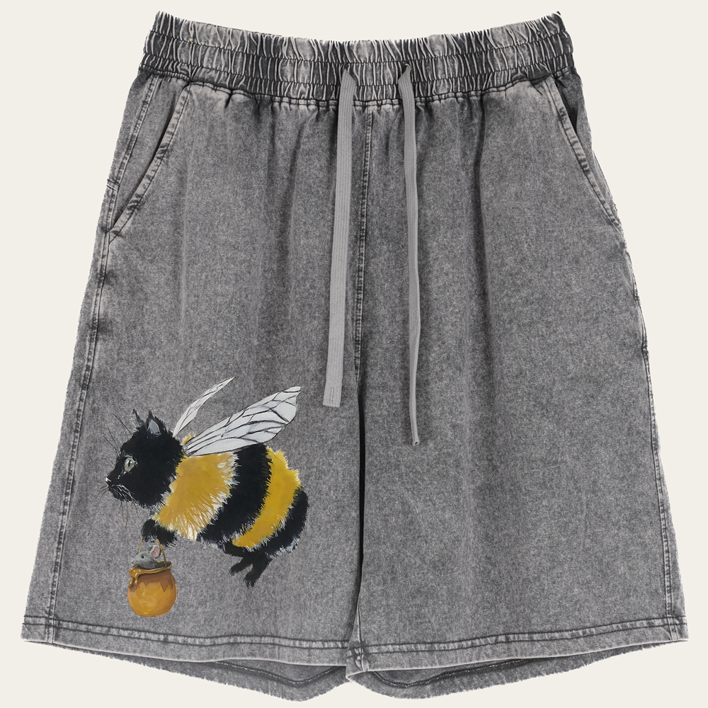 Bee Cat Catching Mouse Retro Washed Shorts