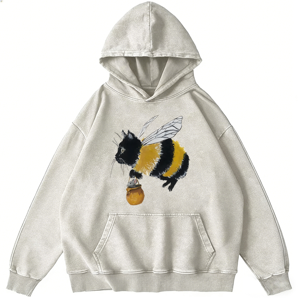 Bee Cat Catching Mouse Retro Washed Hoodie