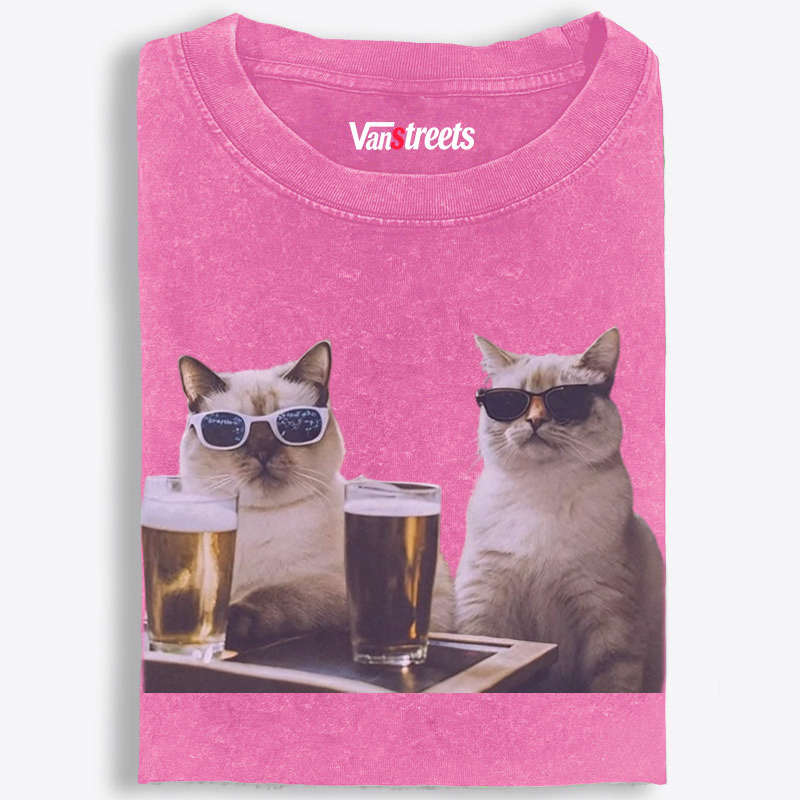 Cats at Bar with Beer Retro Washed T-Shirt | 100% Cotton | Streetwear Essential