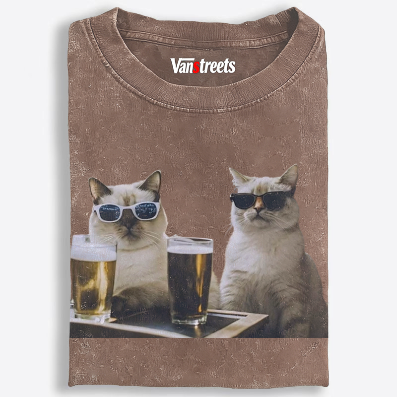 Cats at Bar with Beer Retro Washed T-Shirt | 100% Cotton | Streetwear Essential