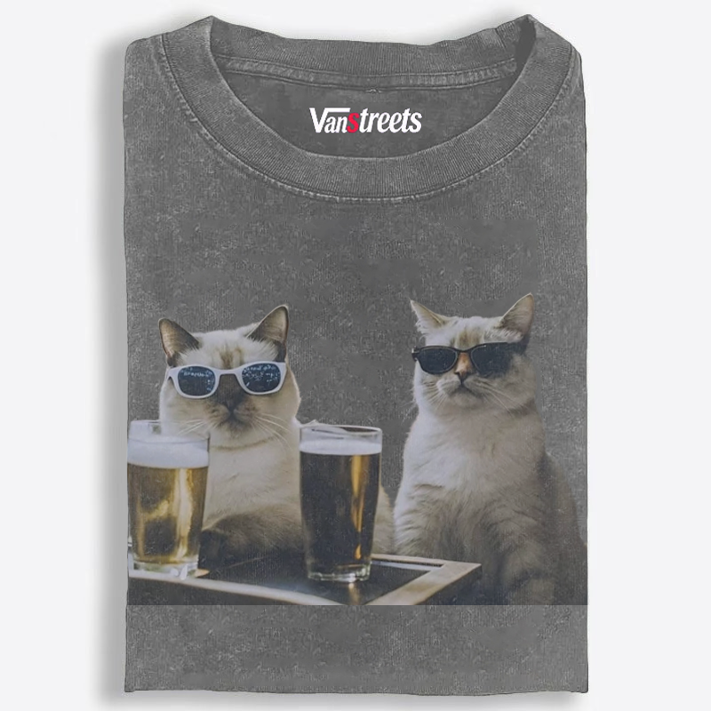 Cats at Bar with Beer Retro Washed T-Shirt | 100% Cotton | Streetwear Essential