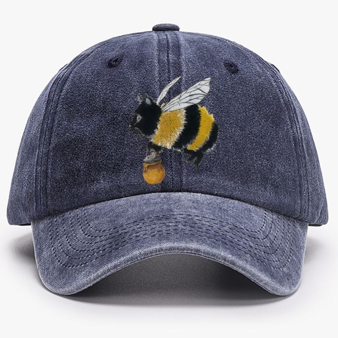 Bee Cat Catching Mouse Retro Washed Baseball Cap