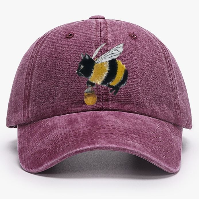 Bee Cat Catching Mouse Retro Washed Baseball Cap
