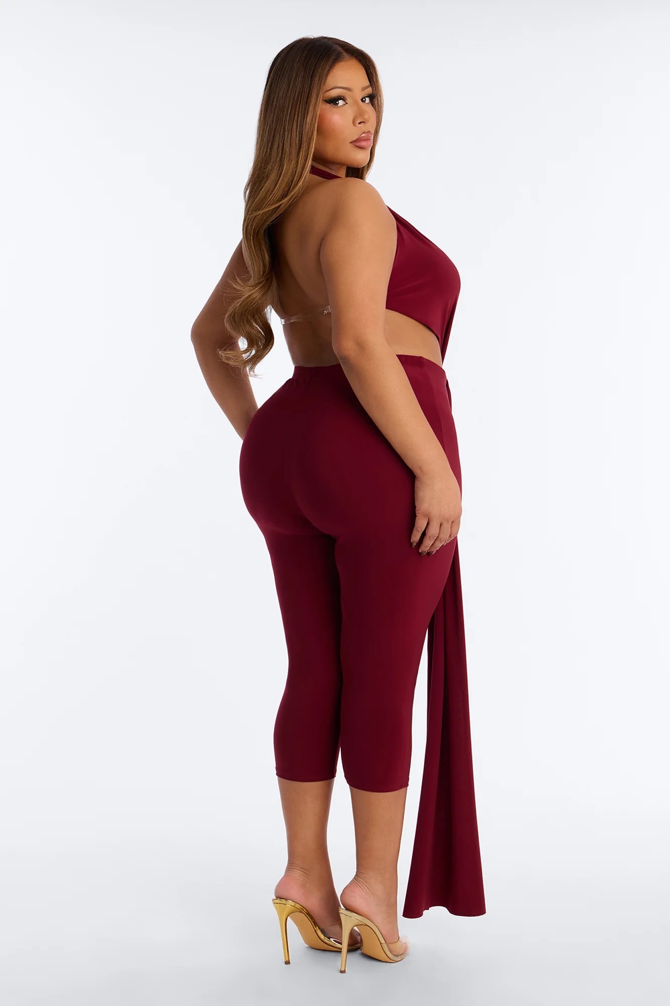 Alicia Backless Halter Capri Set - Burgundy