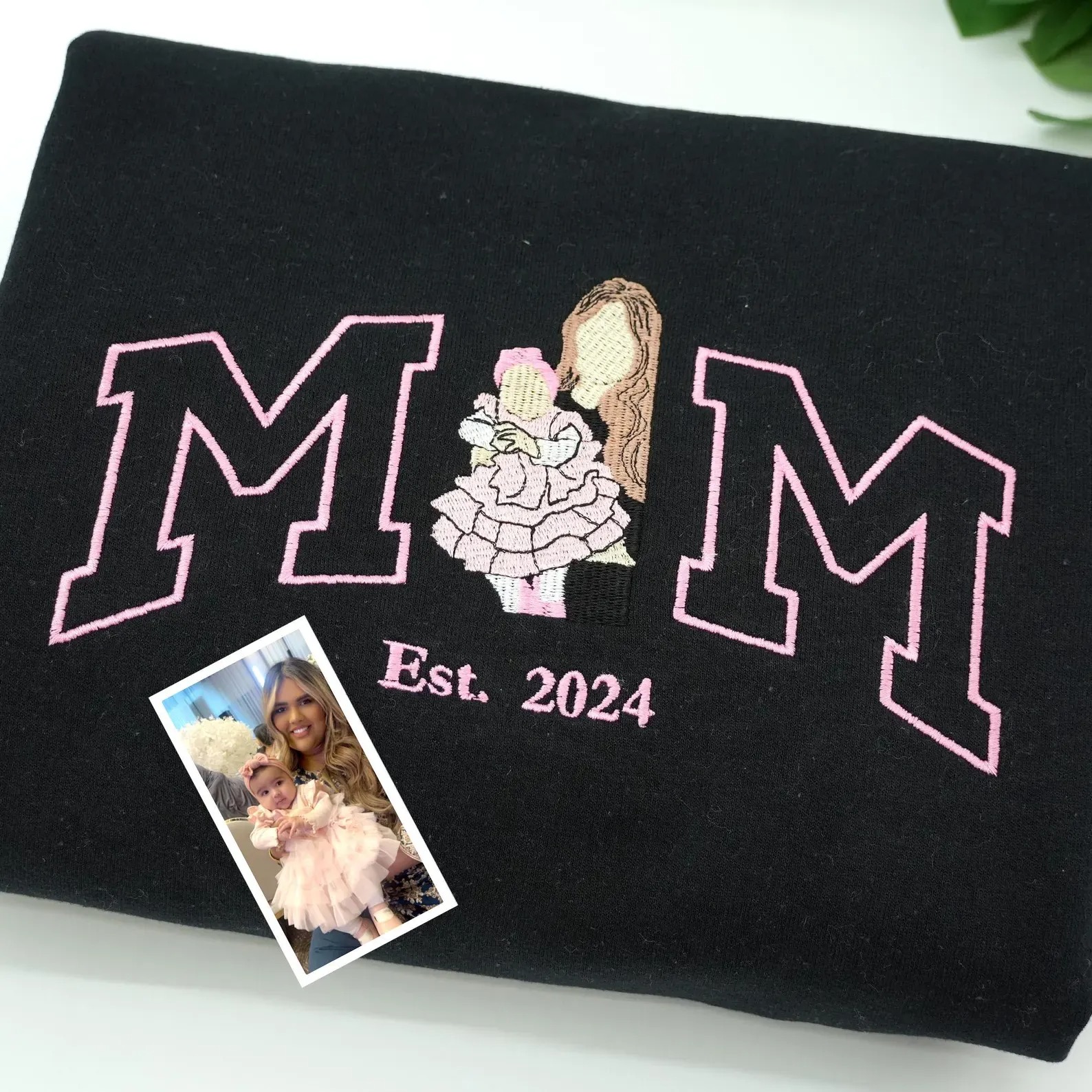 Personalized Mama Portrait Embroidered Sweatshirt
