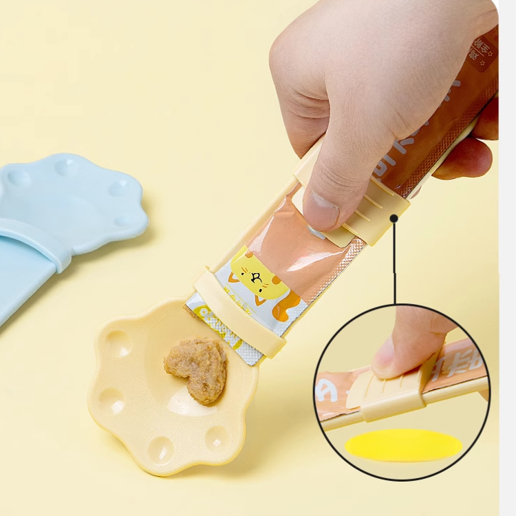 Cat Strip Feeder Wet Treat Squeeze Treat Spoon