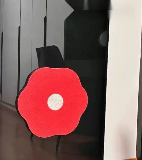 Flower Cat Scartcher Toys