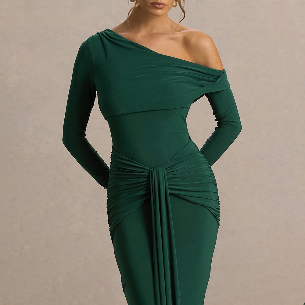 Elegant Evening Gown for Banquets Fitted Off-Shoulder Ribbon Fishtail Dress