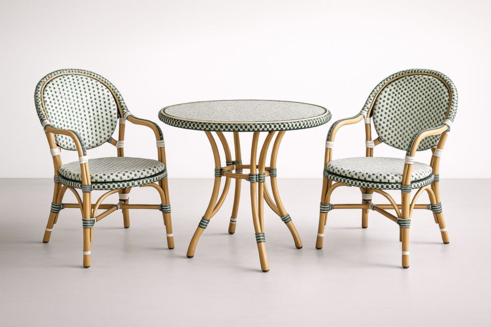 Set da caffè da giardino in rattan sintetico verde con tavolo rotondo e 2 sedie-Dwellnovora