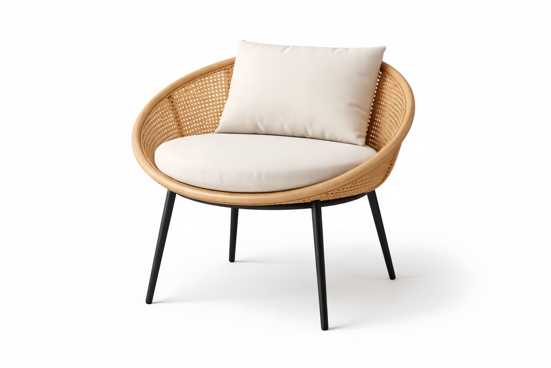 Sedia relax da esterno in Rattan con gambe in Acciaio Nero e cuscini Beige