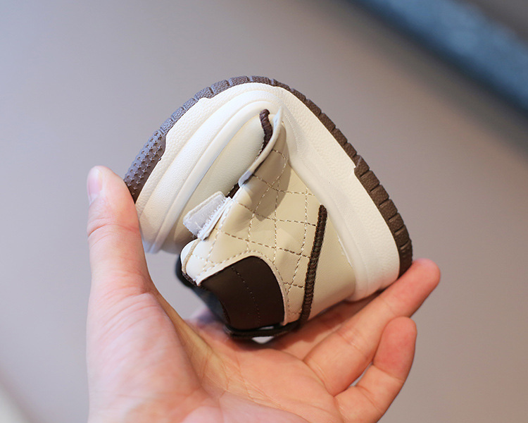 ⏰Offerta speciale del giorno: 50% di sconto oggi - Non lasciartelo sfuggire! Scarpe ortopediche di alta qualità, dal design ergonomico, impermeabili e antiscivolo, realizzate a mano in pelle pregiata. 👞