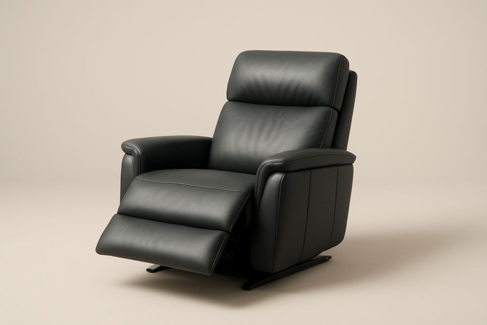 Poltrona reclinabile in pelle nera con poggiapiedi regolabile