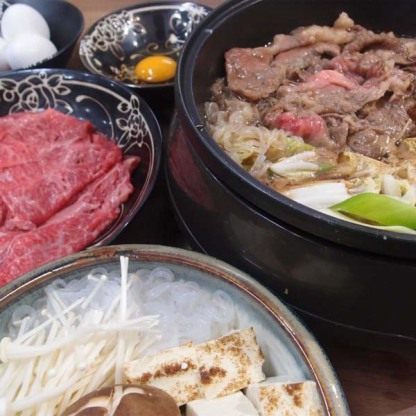 三重県産 松阪牛ロースすきやき用 500g【おいしいお取り寄せ】