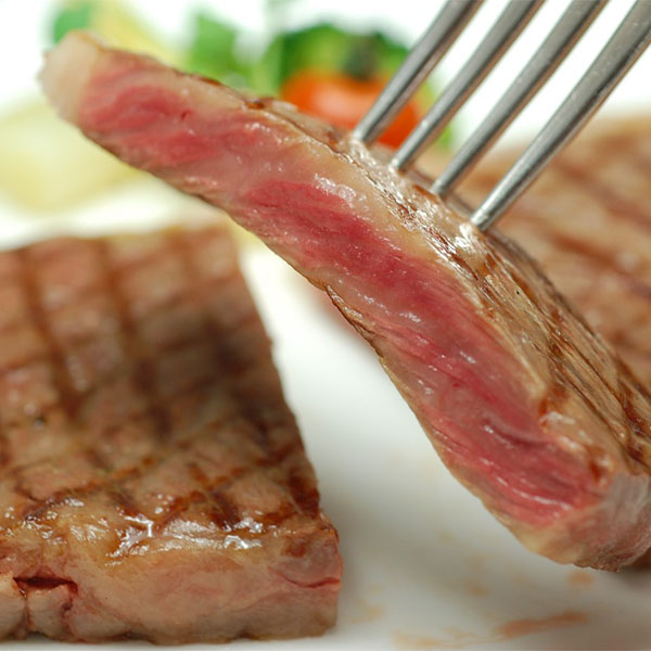 山形県産 米沢牛コンビステーキ(ロース・もも) 340g(ロース200g、もも140g)[YCS90]【おいしいお取り寄せ】