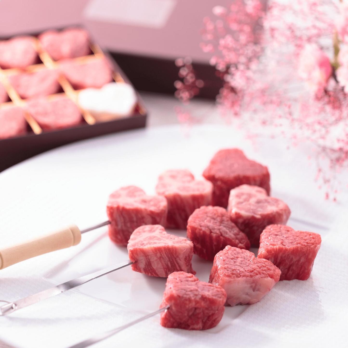 誕生日 プレゼント ギフト バレンタイン 2026 送料無料 黒毛和牛 ミニ ハート型 ステーキ サイコロステーキ 【選べる個数 8個 14個 19個】 赤身 サーロイン 牛肉 国産牛 平井牛 知多牛