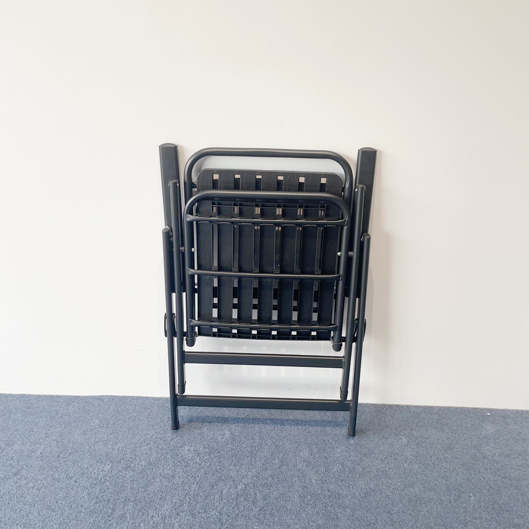 Modern Outdoor Foldable Metal Chair