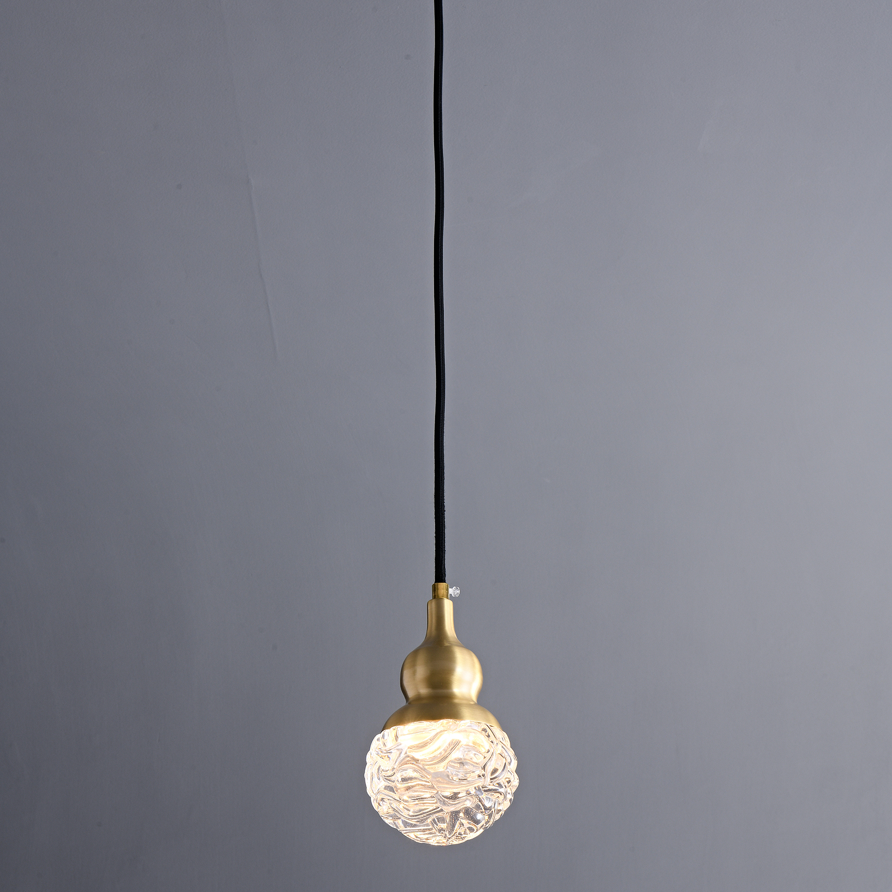Calabash LED brass pendant light 
